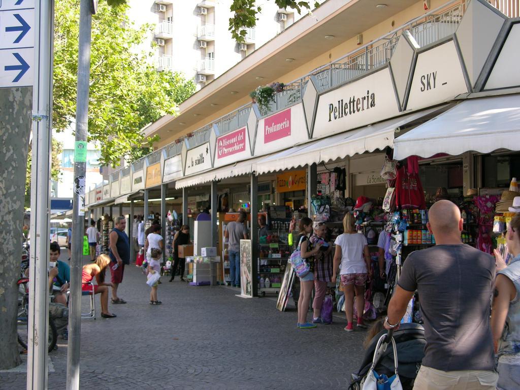 Appartamenti Le 4 Sorelle Rimini Dış mekan fotoğraf